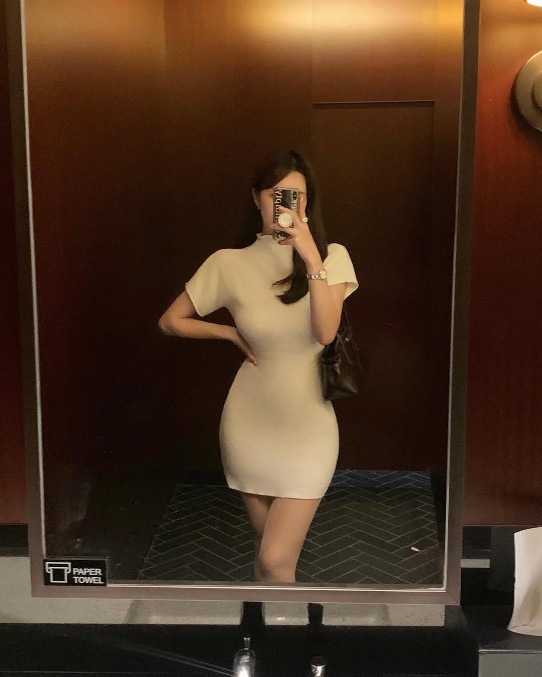 트리사냥 🎄♥️ (Part 9) - Download Instagram Video