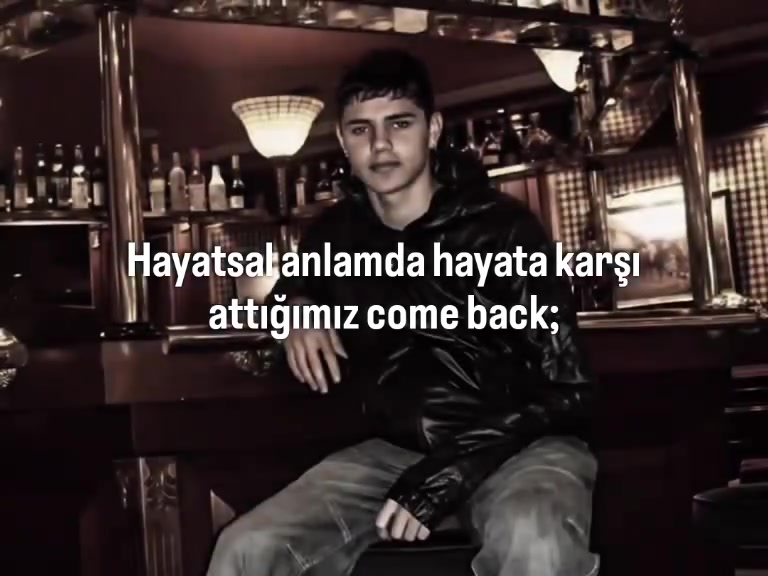 Asena Keskinci Kimdir?
20 Nisan 2001 tarihinde İstanbul'da doğdu. Seyirci karşısına ilk ke