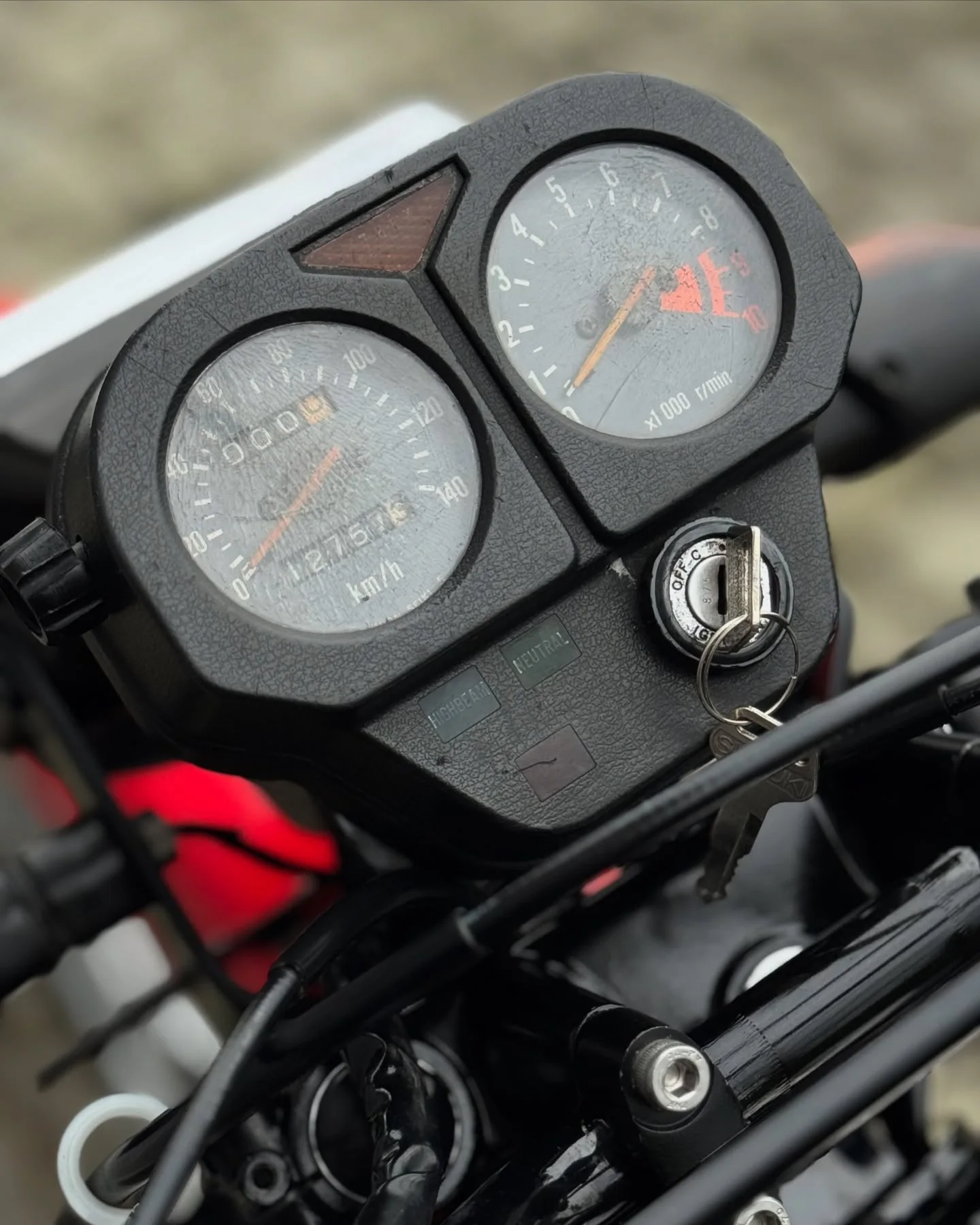 BISMILLAH, FOR SALE ! -Suzuki TS 125 Th 2004 -Surat lengkap pajak…