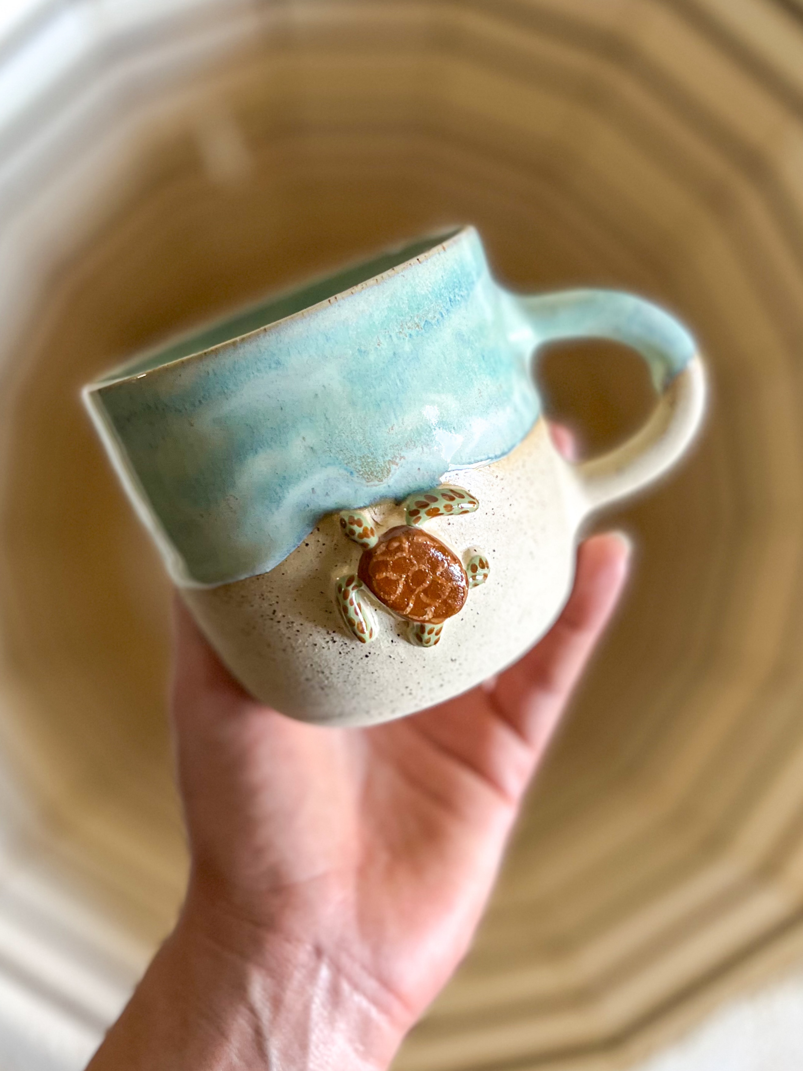 Les petites tortues qui seront dispos jeudi sur la boutique 🐢💙 (J’aime…