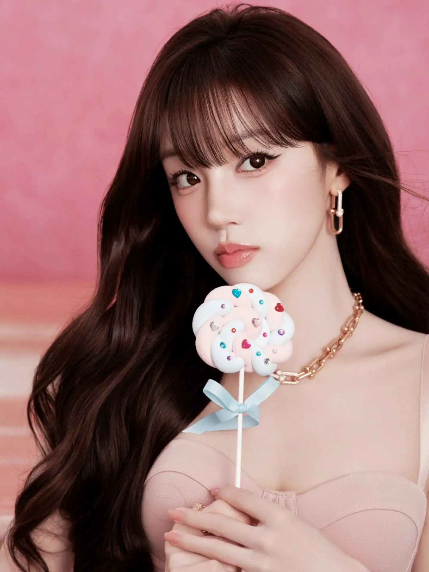 Yuqi Weibo Update-L'OREAL Event🧁🍭 #yuqi#idle#L'OREAL#WEIBO (Part 2)